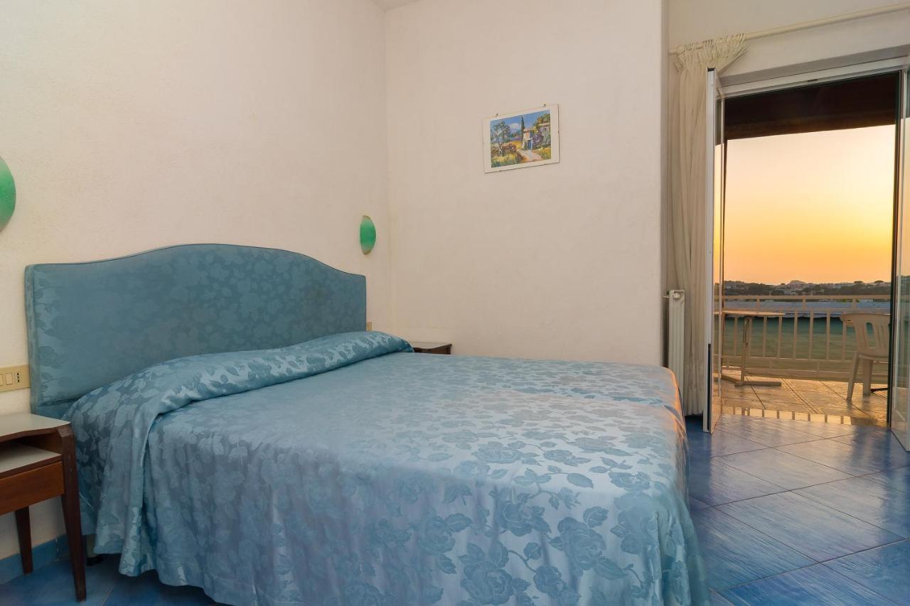 B&B Giardini Di Iside E Osiride Казамиччола-Терме Экстерьер фото