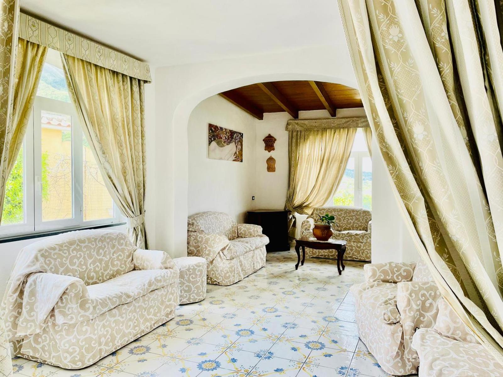 B&B Giardini Di Iside E Osiride Казамиччола-Терме Экстерьер фото